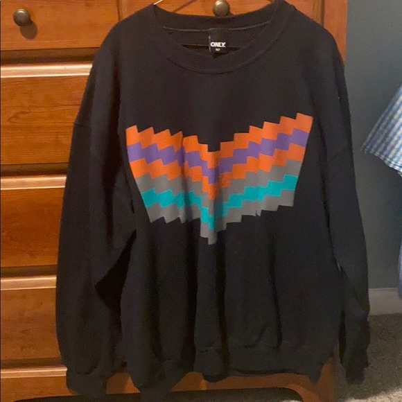 ONLY NY RARE RETRO CREWNECK - Picture 1 of 5